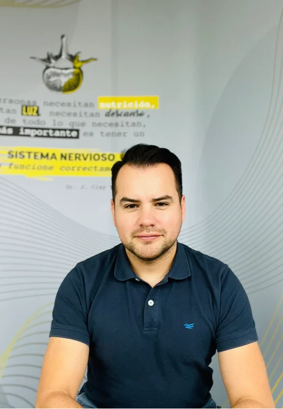 Cristian Flores, Quiropráctico en Inside Valdivia